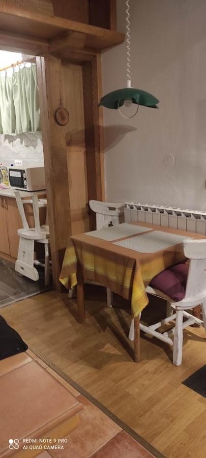 Apartman Sipak Fužine Eksteriør billede