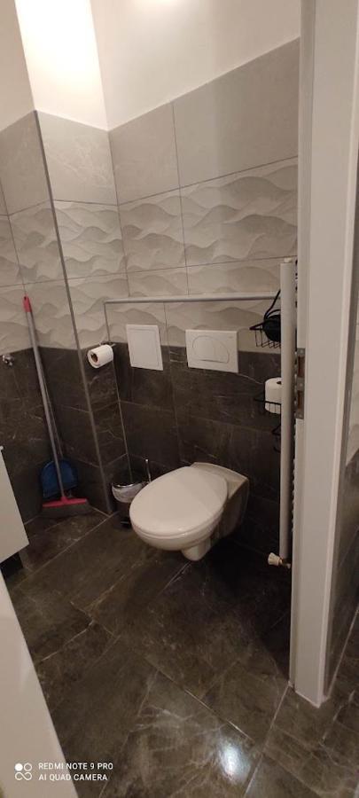 Apartman Sipak Fužine Eksteriør billede